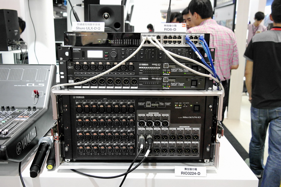 永乐国际F66专业音响新产品亮相PALM EXPO 2013展会 