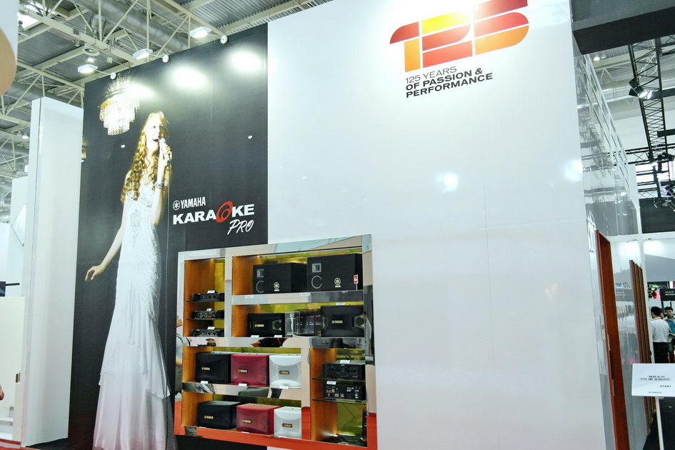 永乐国际F66专业音响新产品亮相PALM EXPO 2013展会 
