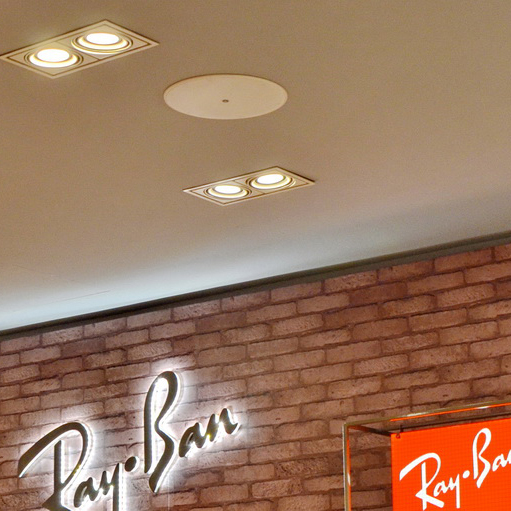 Ray?Ban 宏伊国际广场店——永乐国际F66 CIS 商用安装系统的经典应用